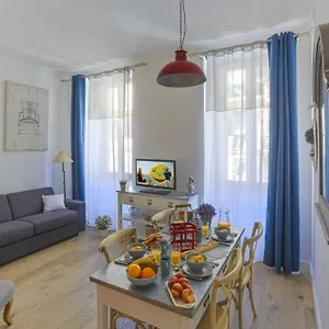 https://studio-next-historical-center-and-port.fr-provencehotel.com
