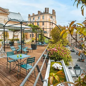https://college-hotel.hotels-rhonealpes.com