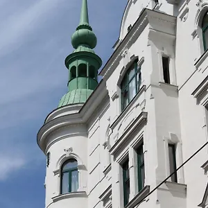Hotel-pension Wild 2*, Viyana Avusturya