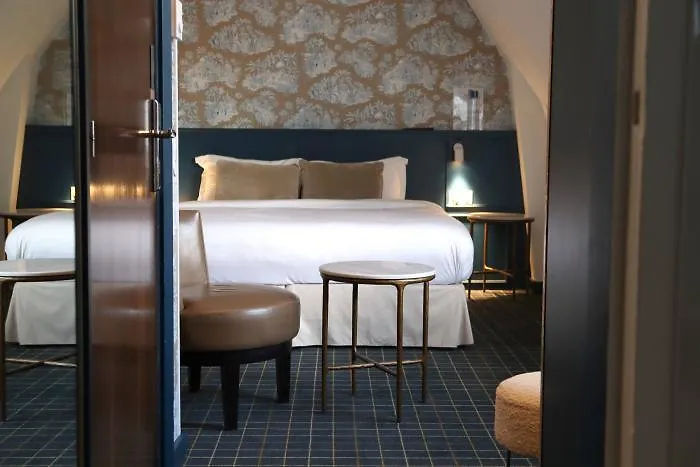 Le Pergolese Paris Champs Elysees Otel